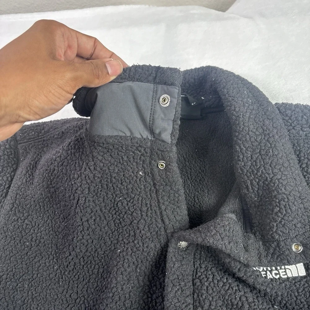 The North Face **colors may
